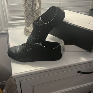 EUC Gucci black on black monogrammed fabric/rubber sole sneakers. Size 39.
